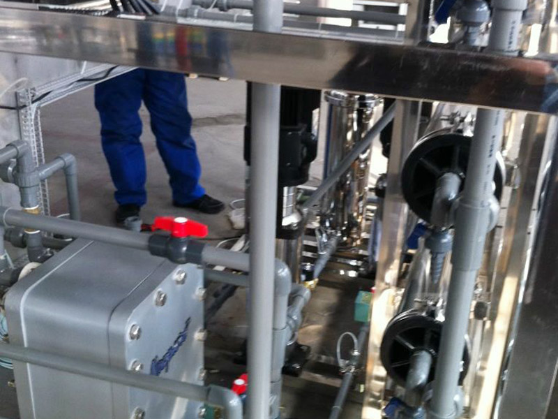 EDI系統(tǒng)現(xiàn)已廣泛應(yīng)用于醫(yī)藥、化學(xué)、食品、電子、電力工業(yè)等領(lǐng)域